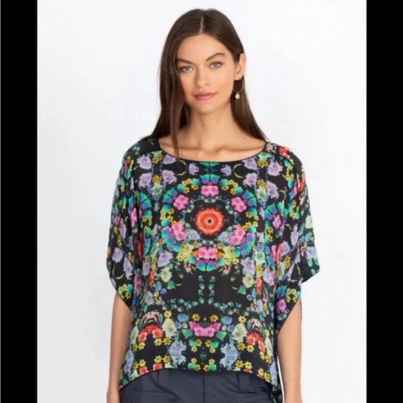 NWT Johnny Was Ella Flower Verity Top Black Floral Asymmetrical Hem LARGE